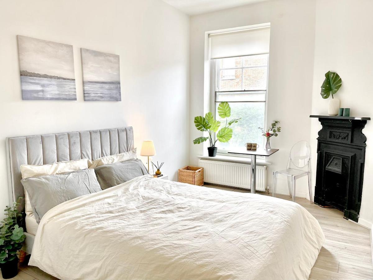 Archway Station Big Bedroom Flat Londra Esterno foto