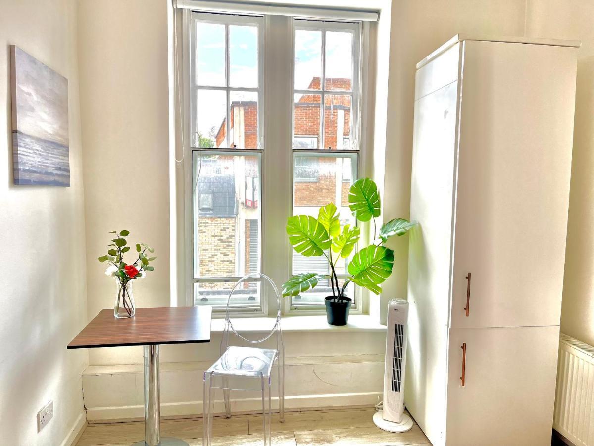 Archway Station Big Bedroom Flat Londra Esterno foto